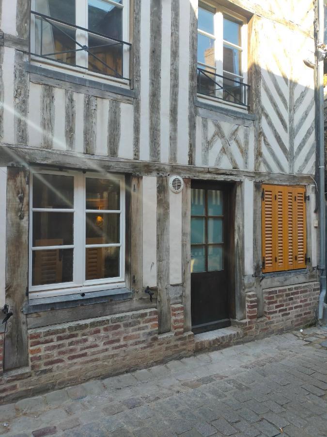 Charme Et Confort A Proximite Du Vieux Bassin Honfleur Exterior photo
